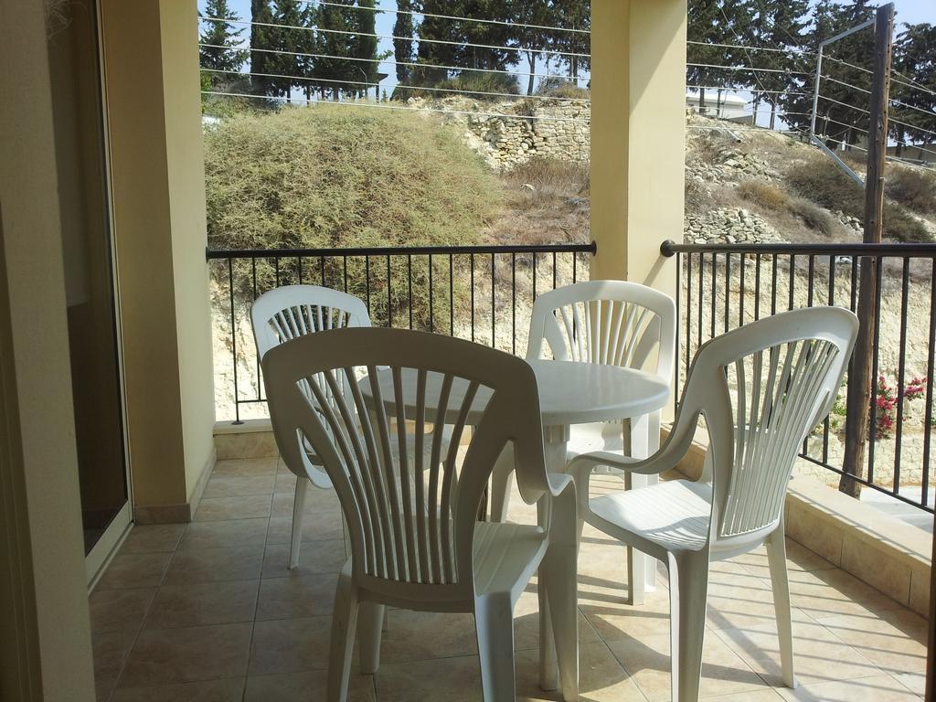 Lazaros Pissouri Apartments Habitación foto
